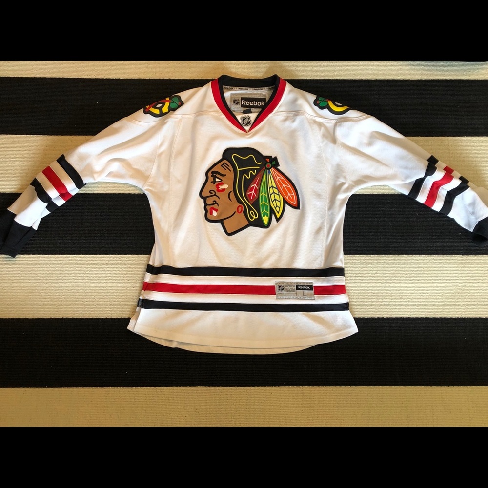 Chicago Blackhawks (Boys) Jersey Size Large